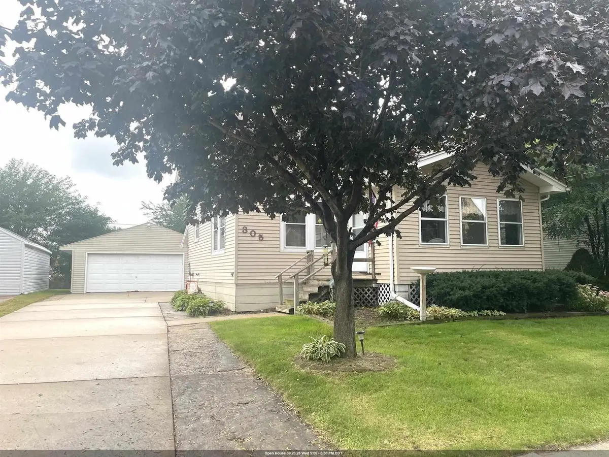 305 VICTORIA STREET, Green Bay, WI 54302 - #1