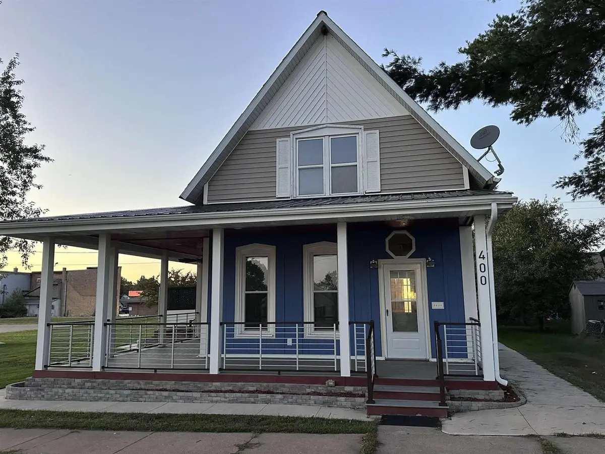 400 LAKE AVENUE, Florence, WI 54121 - #1