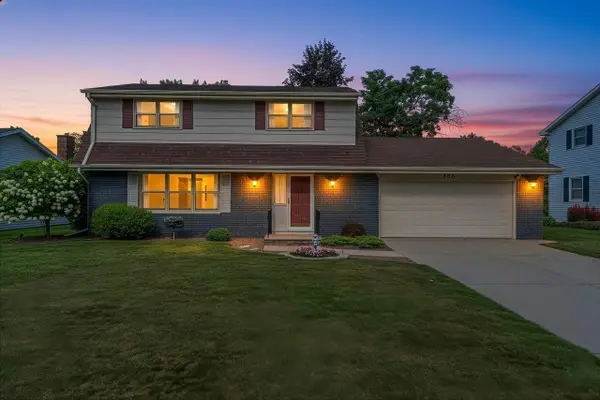 506 PINE TERRACE, Green Bay, WI 54303