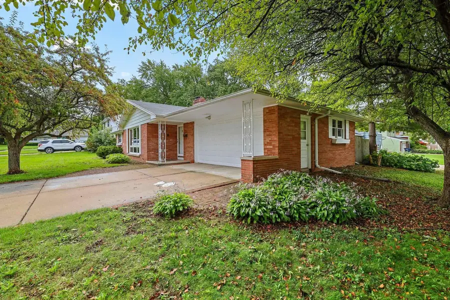 140 HELENE COURT, Green Bay, WI 54301 - #2