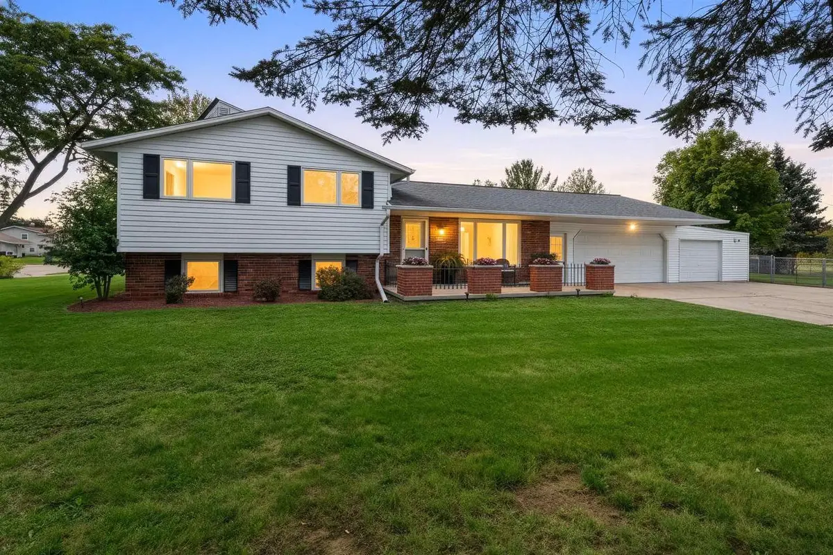 3467 GOLF DRIVE, Green Bay, WI 54311 - #1