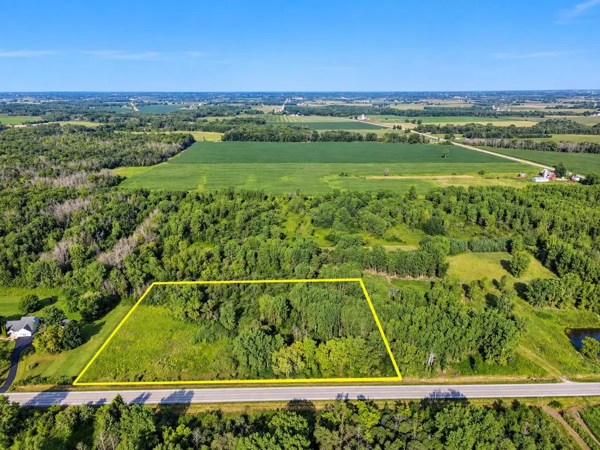 N9155 COUNTY RD U, Seymour, WI 54165 - #1