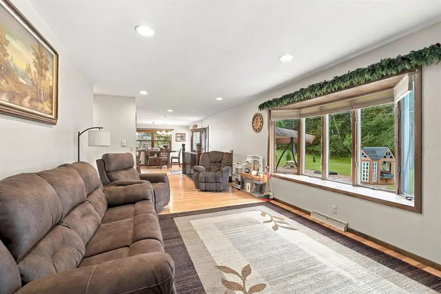 416 S HARRISON STREET, Waupaca, WI 54981 - #3