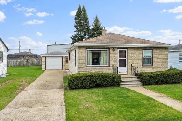 815 IRVINGTON STREET, Green Bay, WI 54304