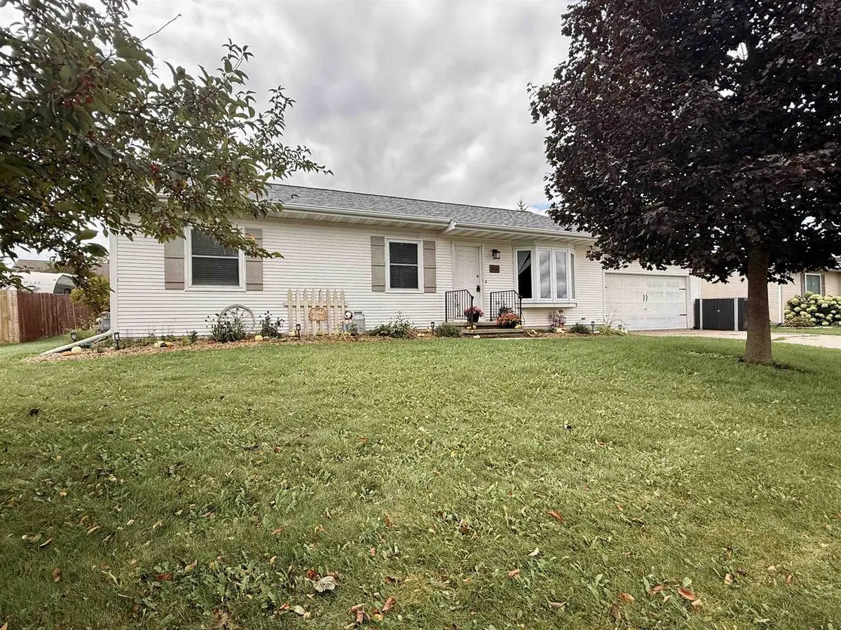 106 SOUTHGATE DRIVE, Eden, WI 53019 - #1