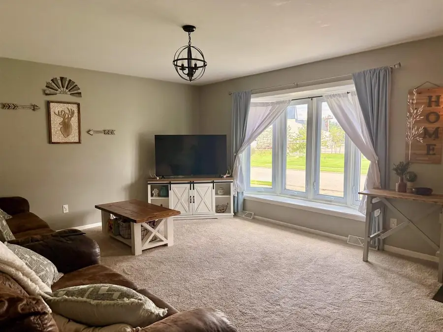 106 SOUTHGATE DRIVE, Eden, WI 53019 - #2