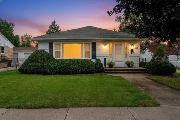 994 ROSCOE STREET, Green Bay, WI 54304
