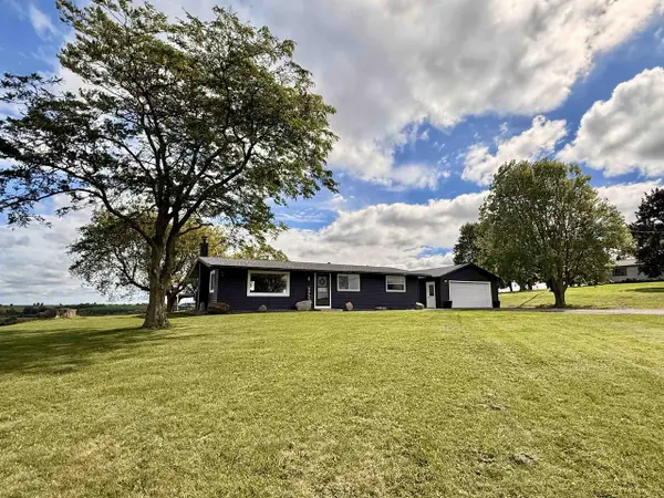 N5551 7 HILLS ROAD, Fond Du Lac, WI 54937