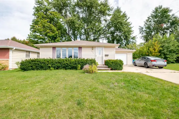 1106 ST AGNES DRIVE, Green Bay, WI 54304