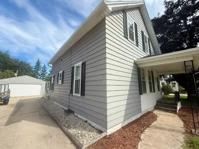 1184 SHAWANO AVENUE, Green Bay, WI 54303 - #2