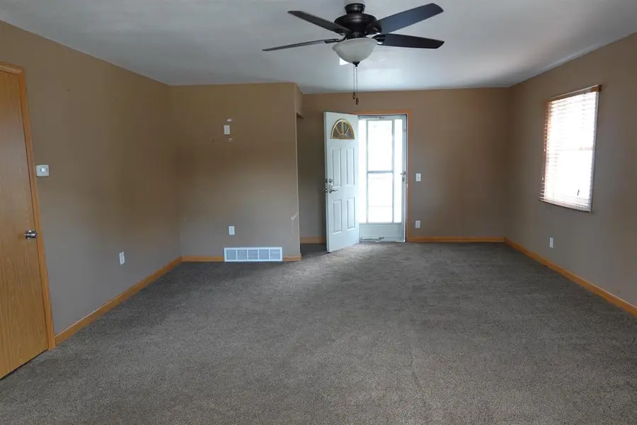 81 N HICKORY STREET, Fond Du Lac, WI 54935 - #2