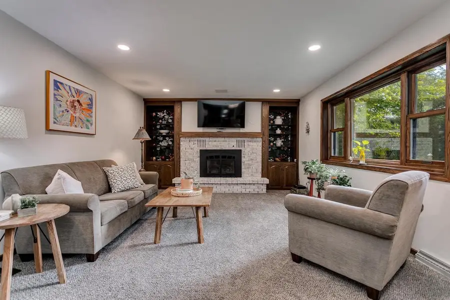 2317 W APPLEGATE DRIVE, Appleton, WI 54914 - #2