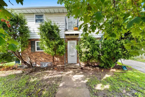 1635 DECKNER AVENUE, Green Bay, WI 54313