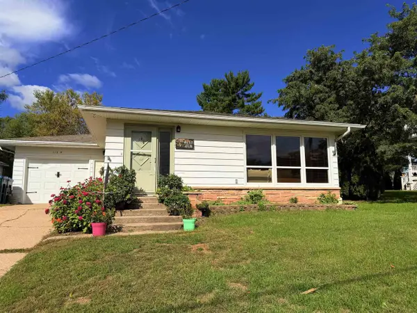 318 W ELM STREET, Wautoma, WI 54982