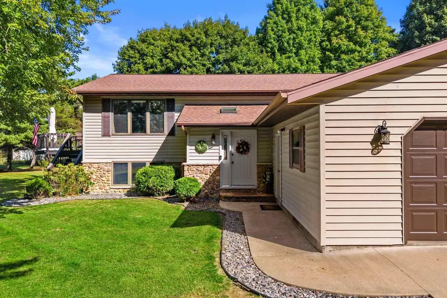 W7734 BUTTERCUP LANE, Wautoma, WI 54982 - #2