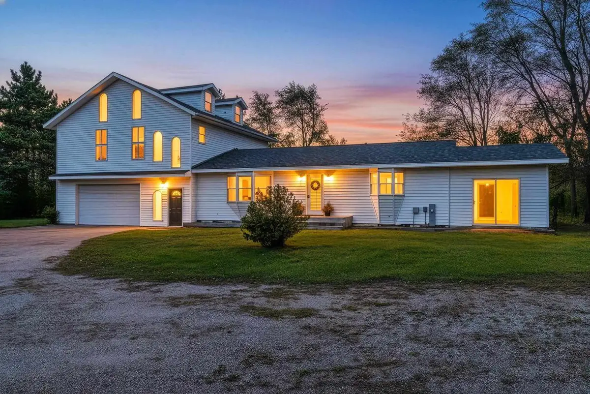 N2592 ORCHARD WAY, Waupaca, WI 54981 - #1