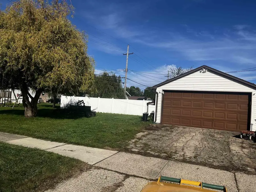 403 ROOSEVELT STREET, Fond Du Lac, WI 54935 - #3