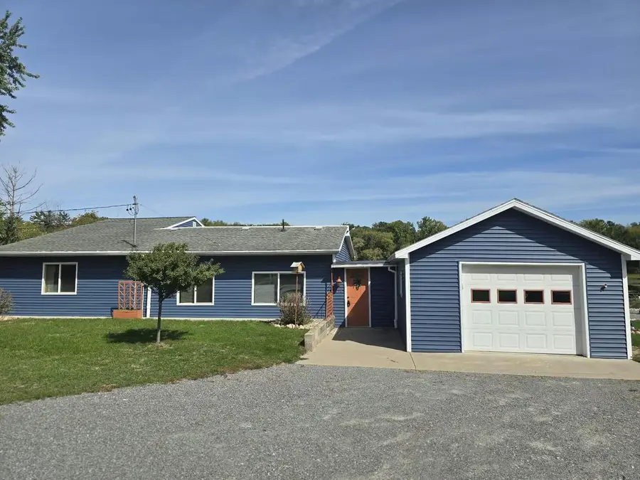 430 E SOUTH LAKE STREET, Hancock, WI 54943 - #3