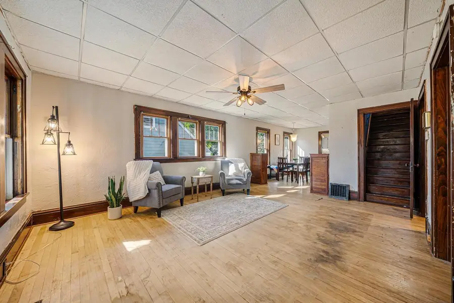 1637 ONTARIO STREET, Oshkosh, WI 54901 - #3