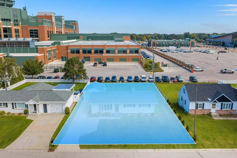 910 STADIUM DRIVE, Green Bay, WI 54304 - #2