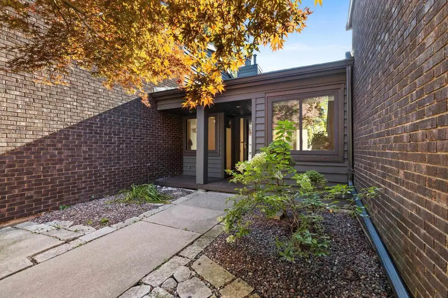 143 WEBSTER HEIGHTS DRIVE, Green Bay, WI 54301 - #3