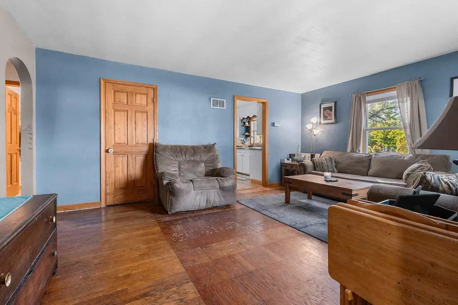 420 W MILLARD STREET, New London, WI 54961 - #3