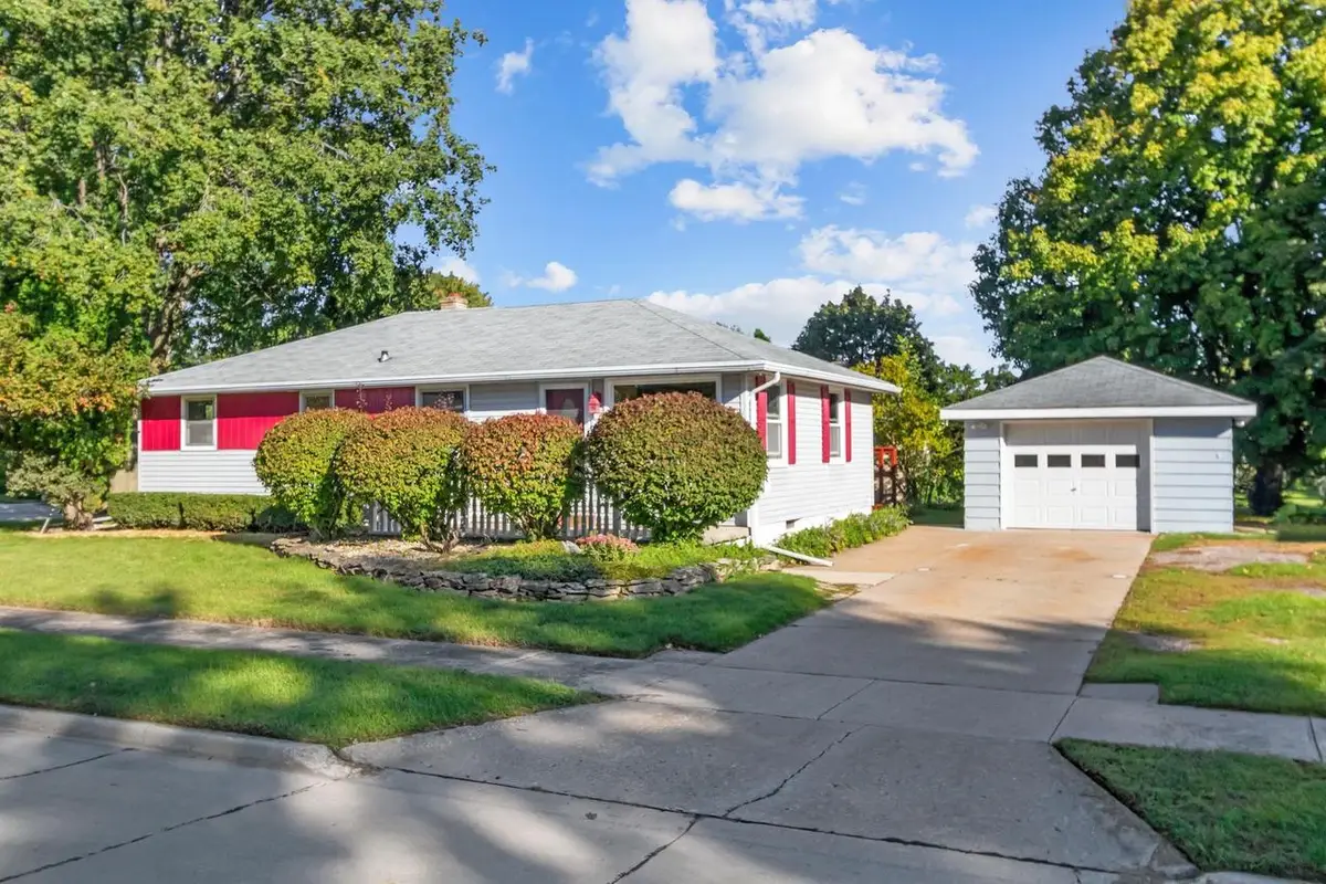 408 W 15TH STREET, Kaukauna, WI 54130 - #1