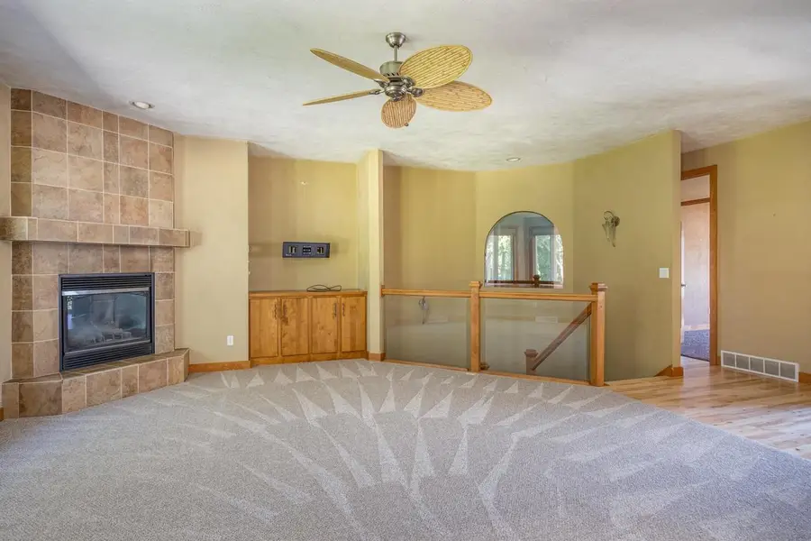 140 THACKERY DRIVE, Oshkosh, WI 54904 - #3