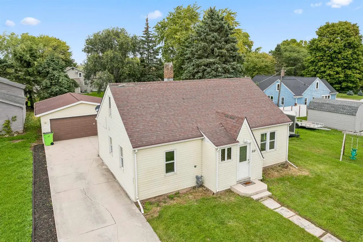 512 WALL STREET, Chilton, WI 53014 - #1