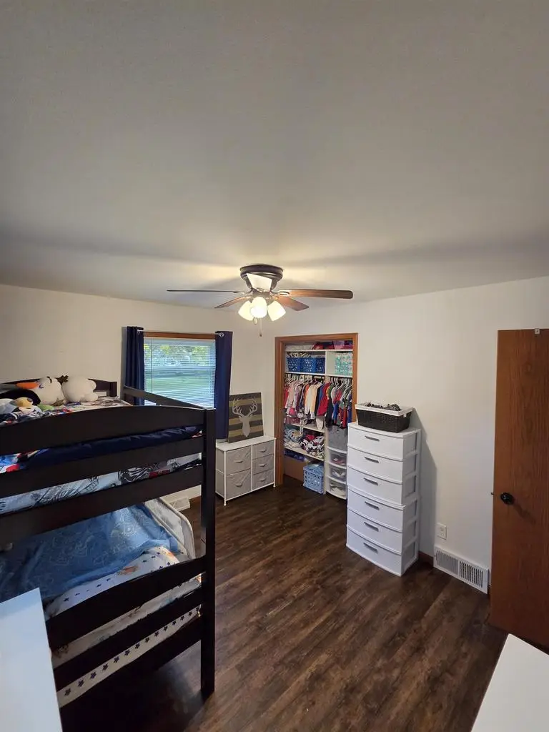 561 WAKEFIELD AVENUE, Fond Du Lac, WI 54935 - #3