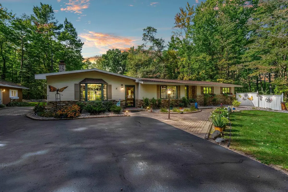 N7791 ST PAUL ROAD, Crivitz, WI 54114 - #1