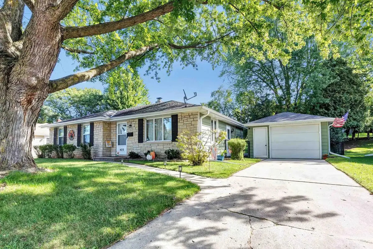 423 BADER STREET, Green Bay, WI 54302 - #1
