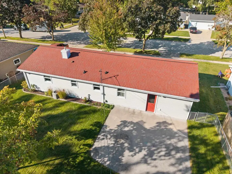 923 AMHART DRIVE, De Pere, WI 54115 - #2