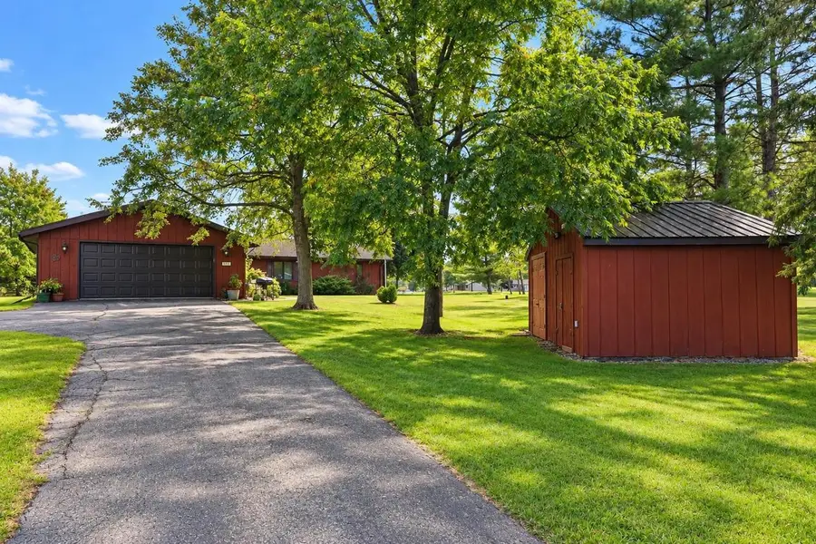 N161 CEDAR SPRINGS CIRCLE, Neshkoro, WI 54960 - #2