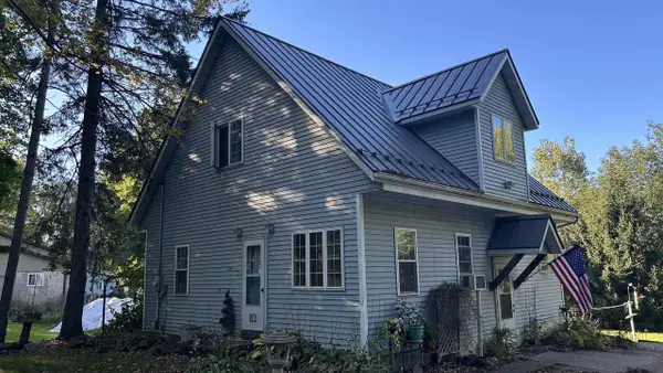 83 BUCHOLTZ PARK ROAD, Clintonville, WI 54929