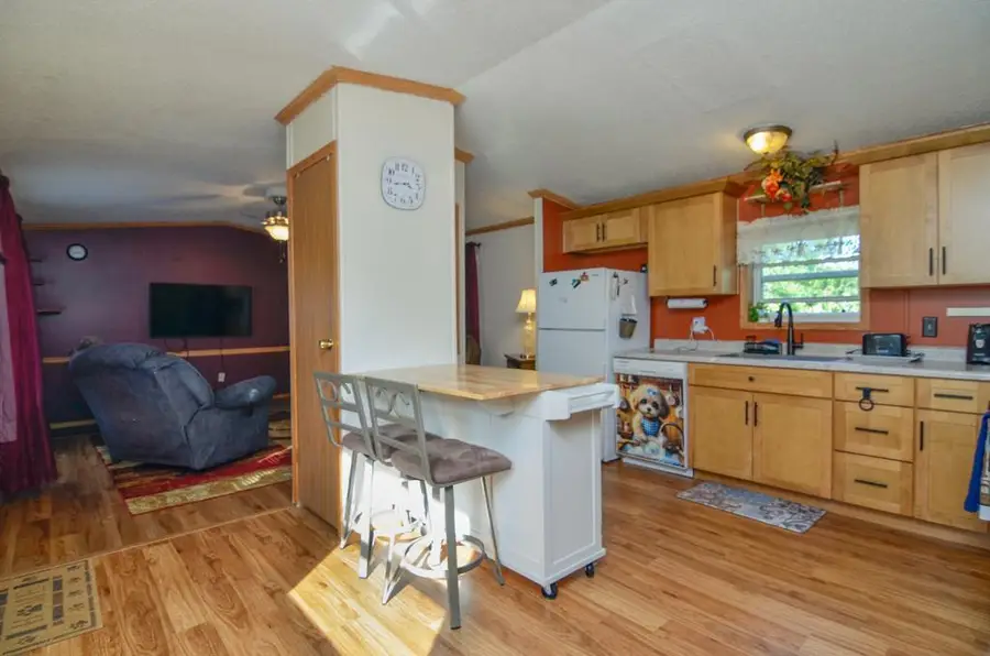 886 LILLY ROAD, Little Suamico, WI 54141 - #2