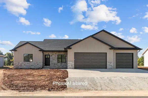 W5765 ROUNDSTONE PLACE, Menasha, WI 54952