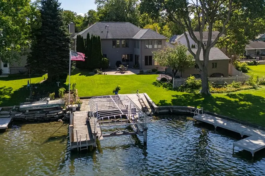 1936 E MURDOCK AVENUE, Oshkosh, WI 54901 - #2