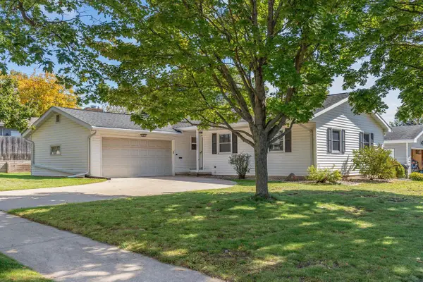 1629 W GRANT STREET, Appleton, WI 54914