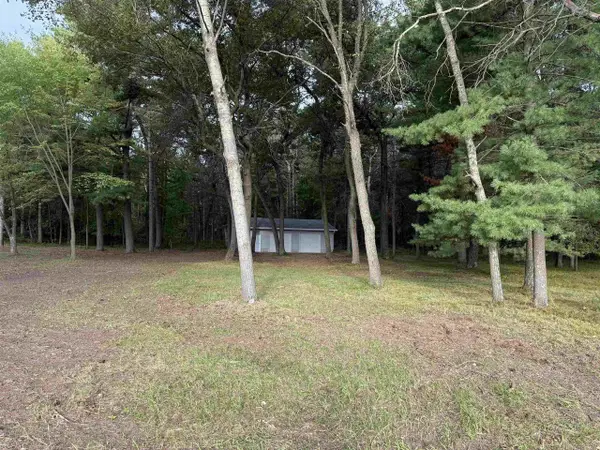 PIONEER ROAD, Clintonville, WI 54929