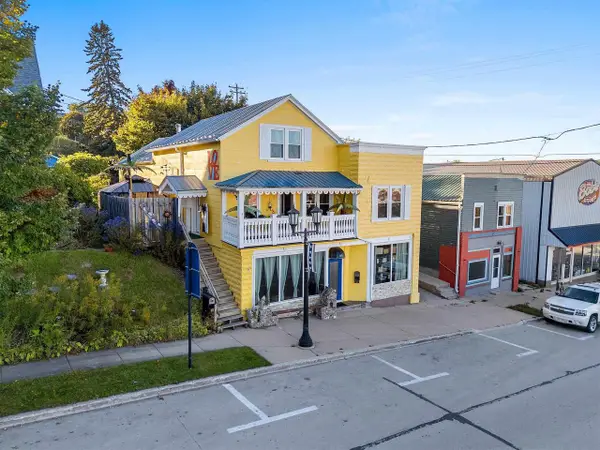 517 MILWAUKEE STREET, Kewaunee, WI 54216