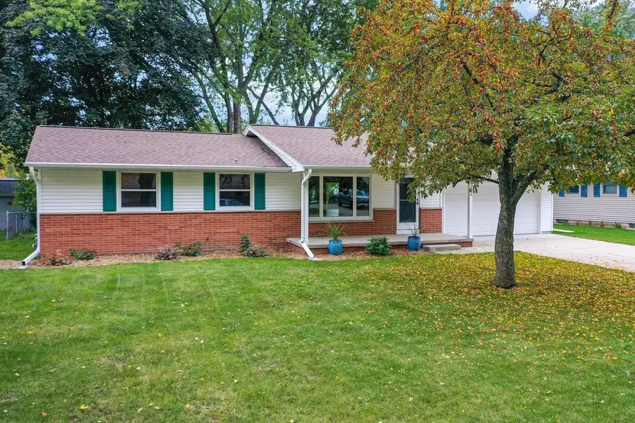 1509 APACHE AVENUE, Green Bay, WI 54313 - #2