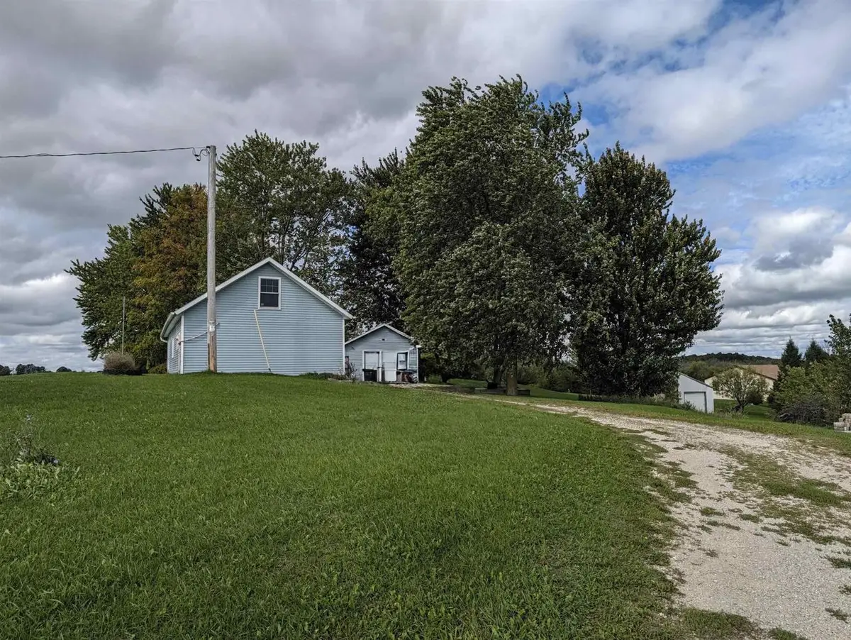 W1372 COUNTY HH, New Holstein, WI 53061 - #1