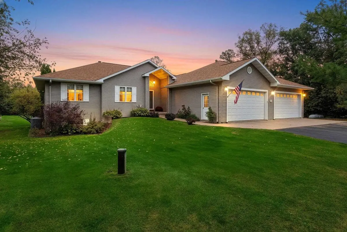 E4594 RIVER BREEZE DRIVE, Waupaca, WI 54981 - #1