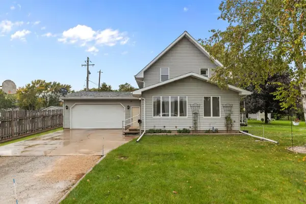 311 N KENSINGTON DRIVE, Appleton, WI 54915