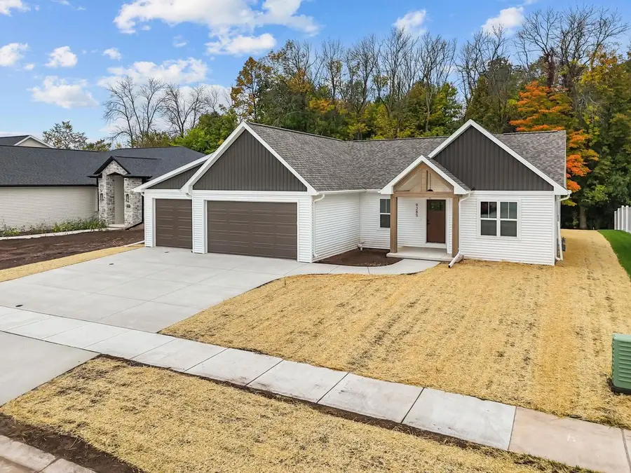 N9285 CONSTELLATION DRIVE, Appleton, WI 54915 - #2