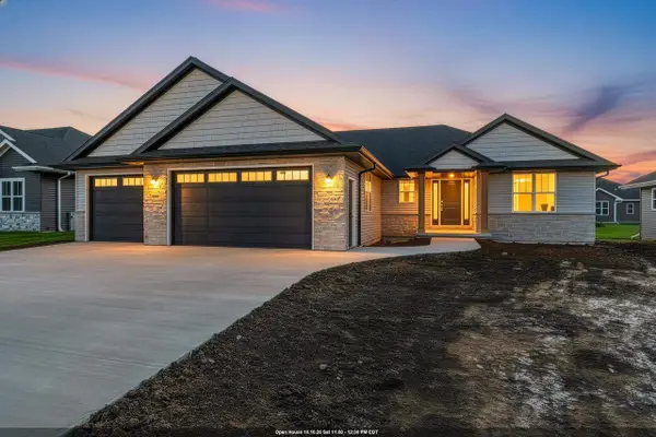 1424 DIVINITY DRIVE, De Pere, WI 54115