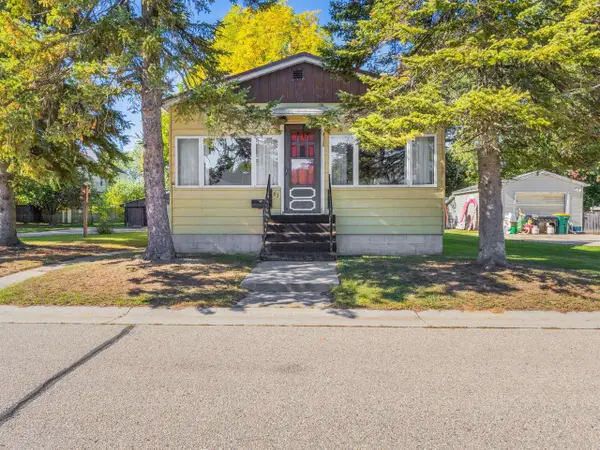 61 STATE STREET, Marinette, WI 54143