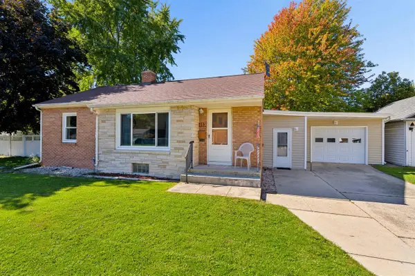 413 STEVENS COURT, Oshkosh, WI 54901