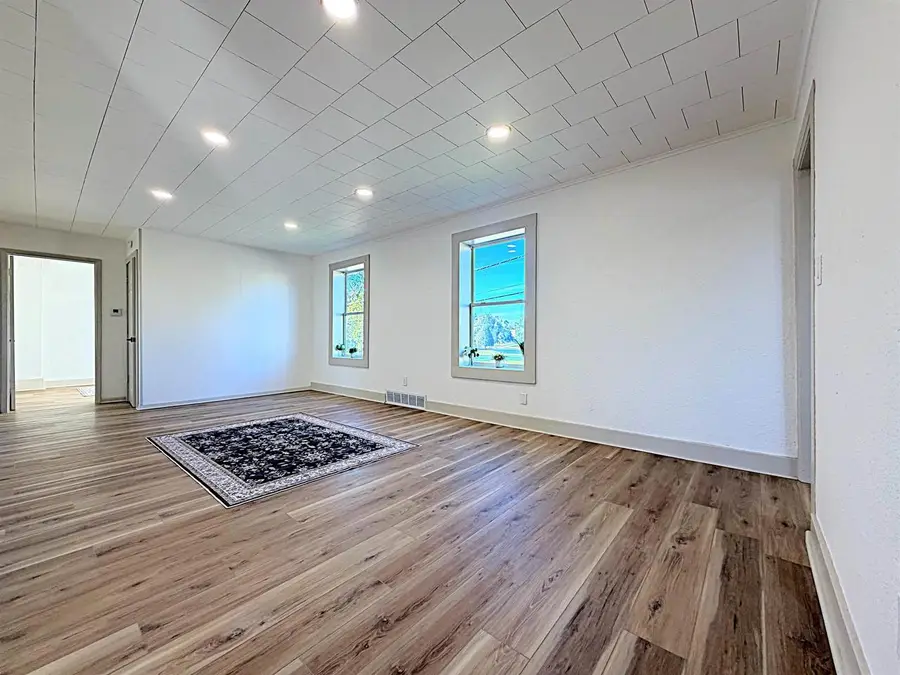 142 BENNETT STREET, Clintonville, WI 54929 - #3
